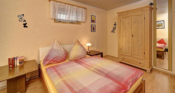 Schlafzimmer 1 in der Ferienwohnung Sigi